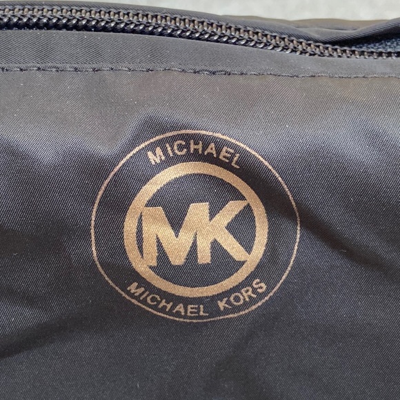 michael kors multi purpose nylon pouch / toiletry / shoe bag / organizer - Picture 4 of 9